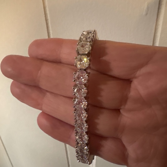 Octavia Bracelet Save for live - Picture 1 of 1